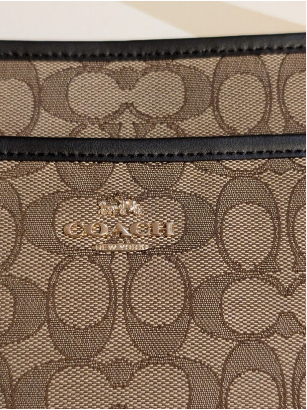 Coach Signature Jacquard File Crossbody Bag in EUC Model Number: F29960 - Picture 12 of 12
